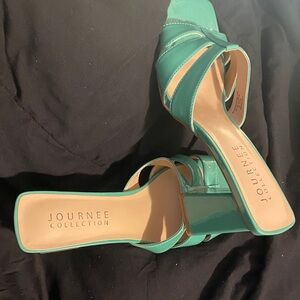 Journee Collection Women's Teal Sandals